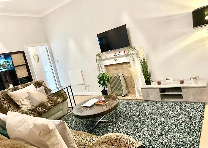 C&E Apartment