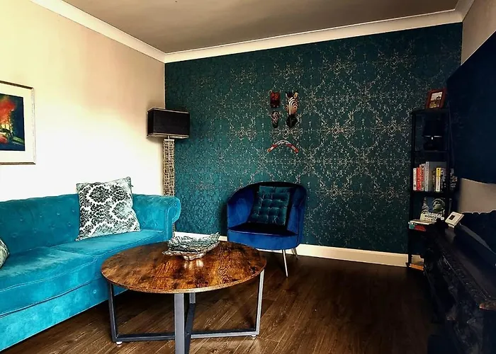 Boutique Apartment On Royal Mile - Sleeps 4