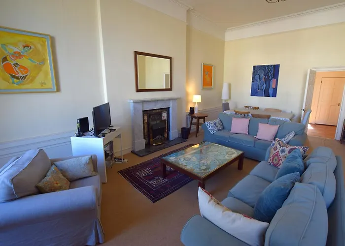 3 Bed In Edinburgh 79008