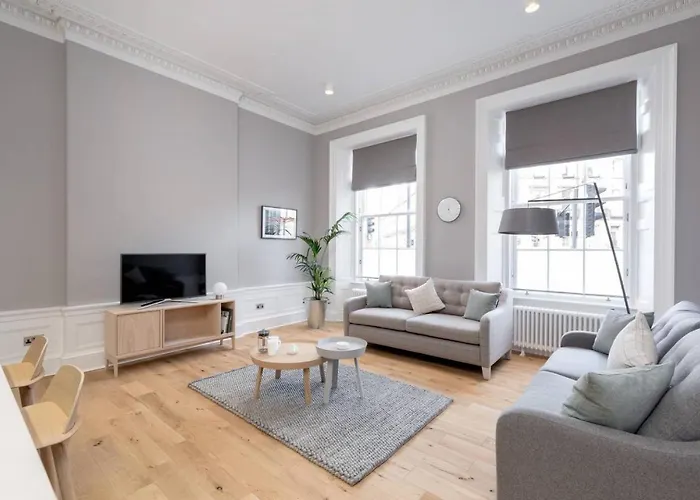 Joivy Spacious And Bright 1Bed Apt, Short Walk From Princes Street