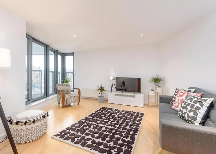 The Sandport Way Residence