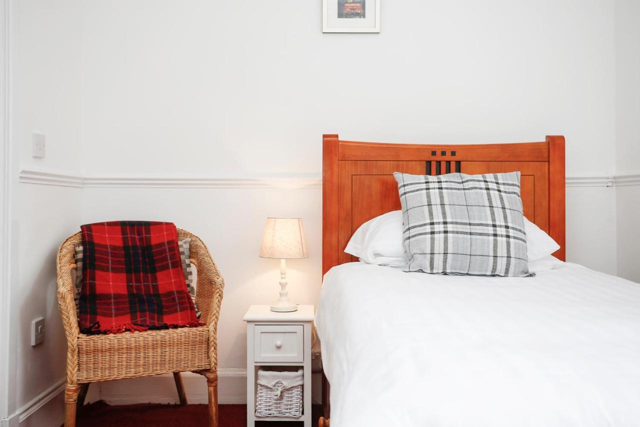 Emmaus 3* EDI