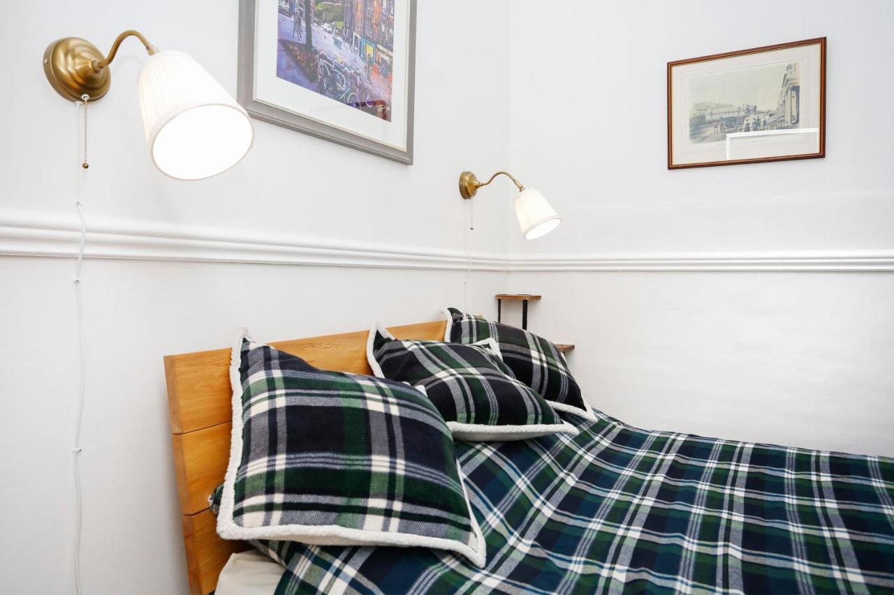Emmaus Gasthuis 3*
