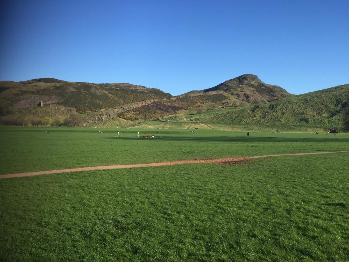 Frühstückspension Next Door To Holyrood Palace And Arthur's Seat Edinburgh