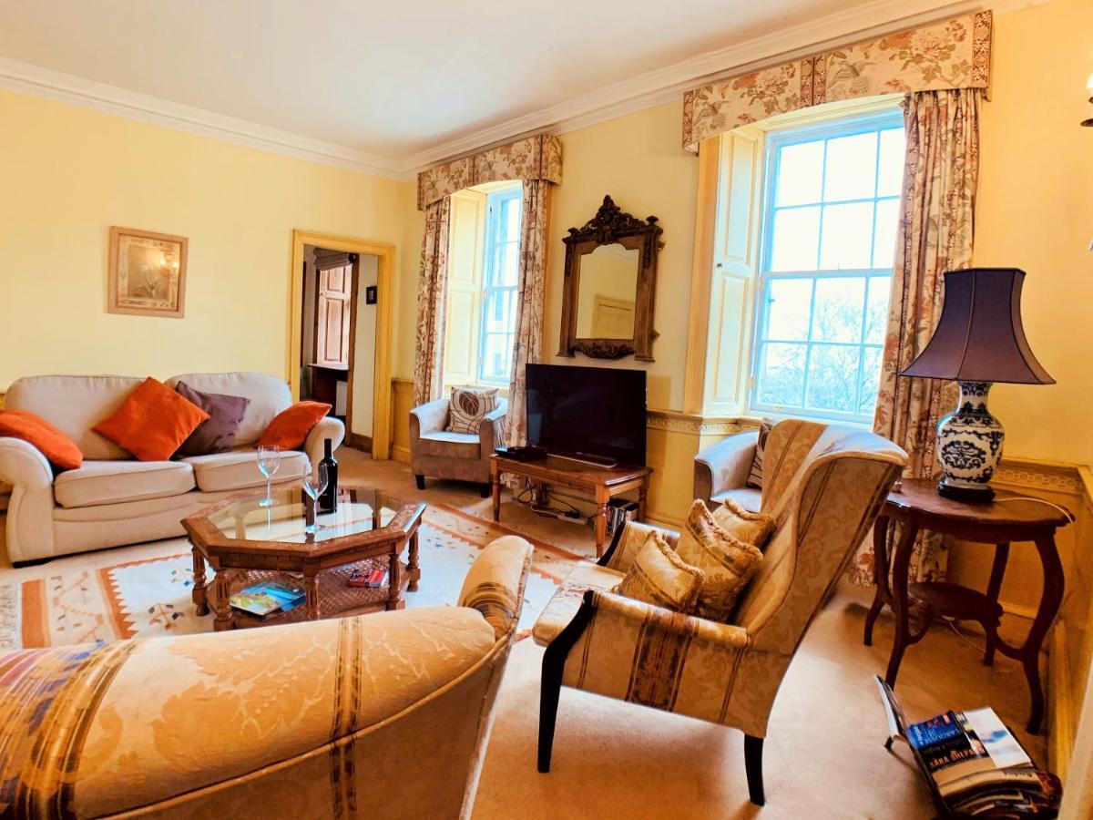 F2 Charming Centre Full Of Character Apartment Edinburgh