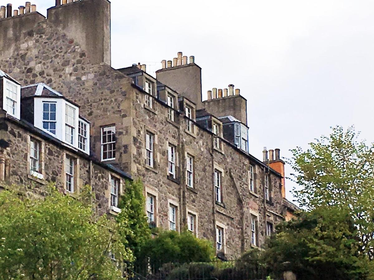 F2 Charming Centre Full Of Character Apartment