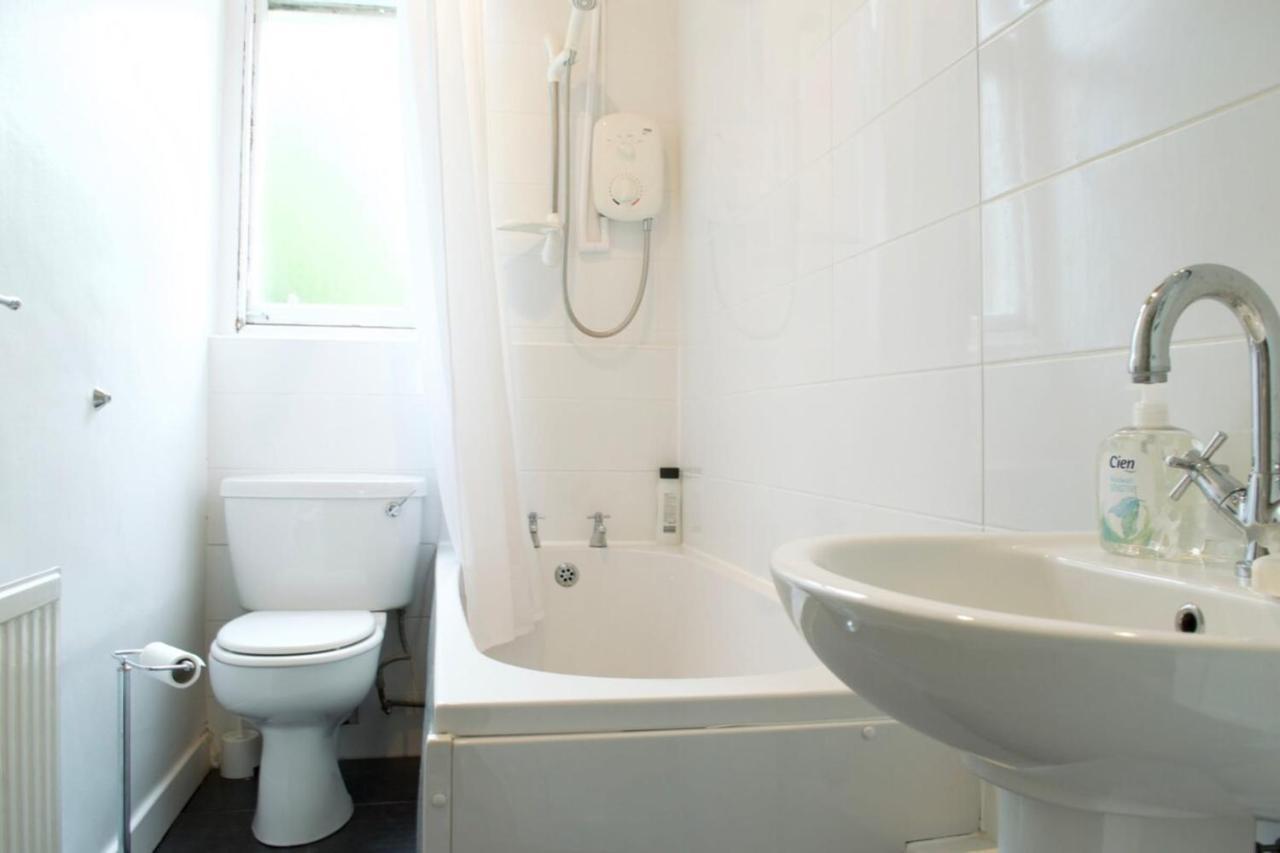 Beautiful Traditional 3 Bedroom In * Edinburgh