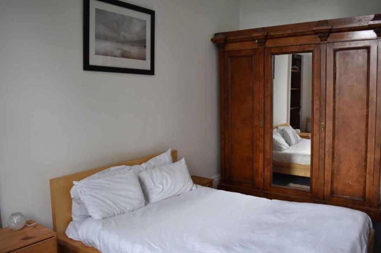 Traditional Oer The Meadows Apartment