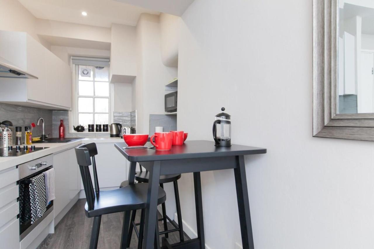 Stylish Royal Mile With Balcony * EDI