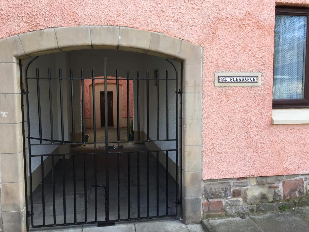 Bright Spacious Flat Near Royal Mile * EDI