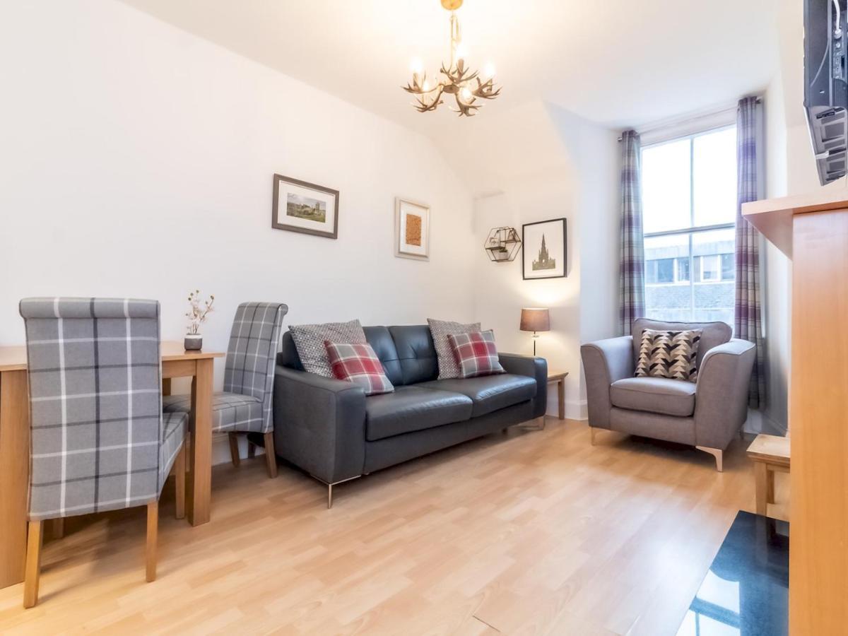 Bright And Cosy Flat At The Heart Of The Old Town *