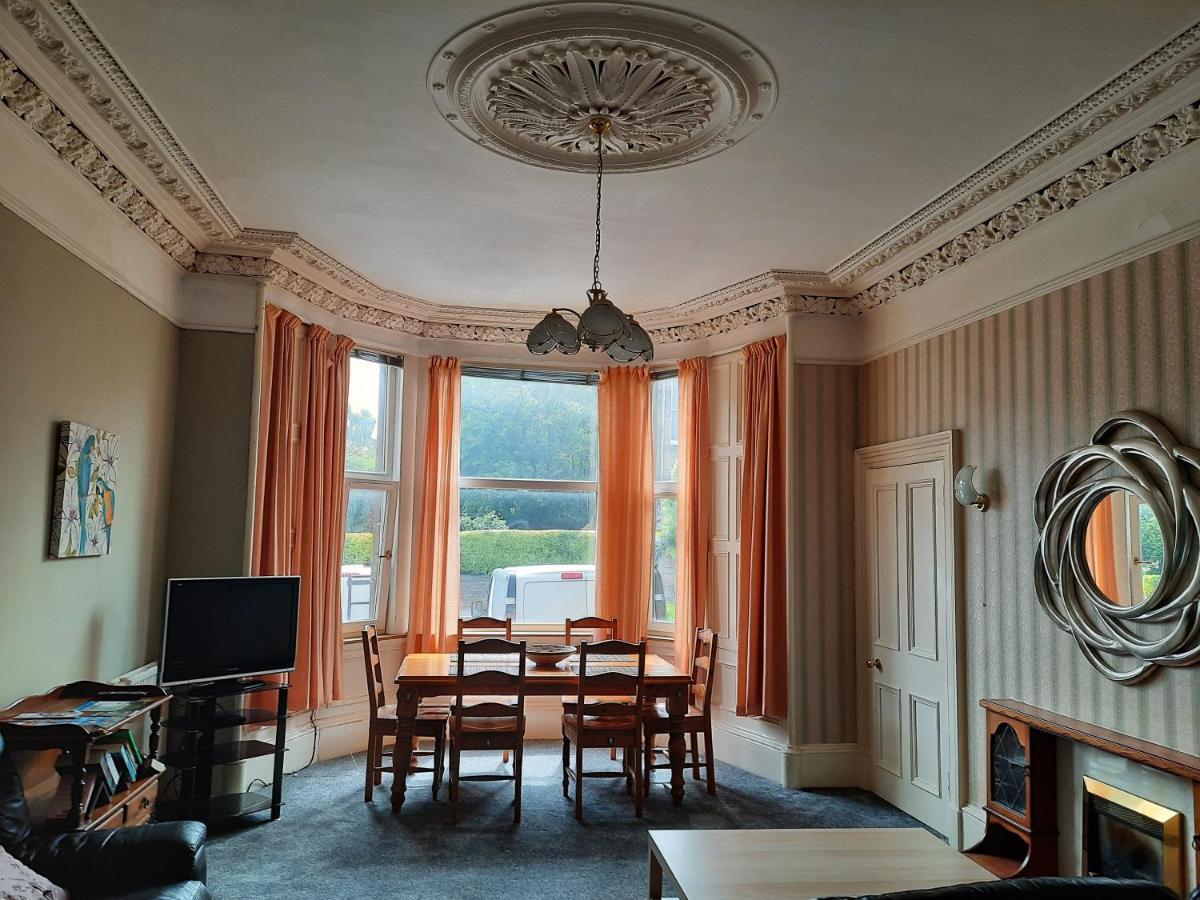 Apartment Victorian 3 Bedroom With Free Parking And Private Garden *