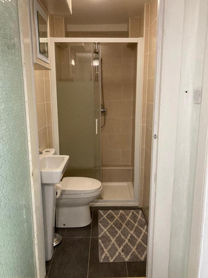 Apartment Victorian 3 Bedroom With Free Parking And Private Garden