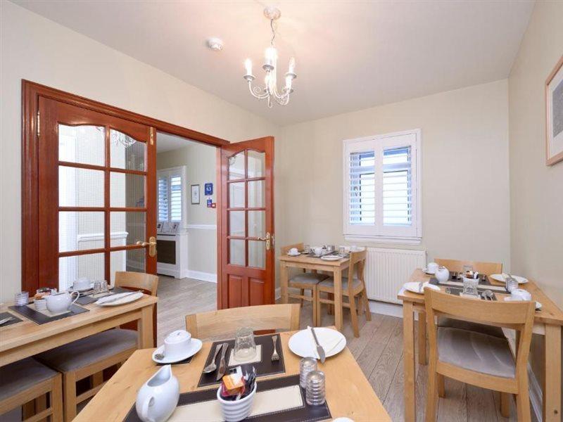Alpha 3* Edinburgh