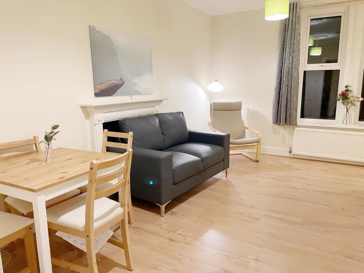 Mayfield Apartment *