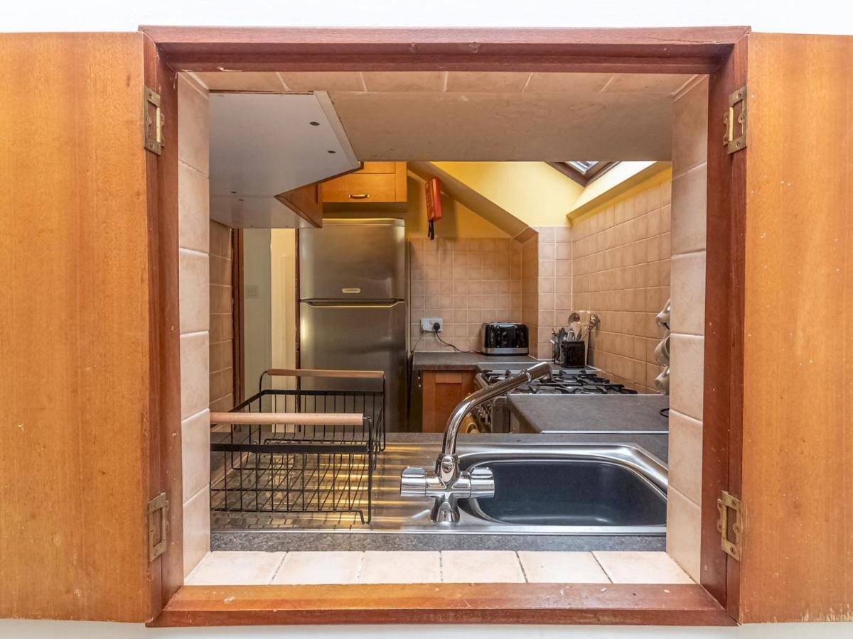 Appartement Pass The Keys 2 Beds Flat With Private Entrance In Centre - Sleeps 4