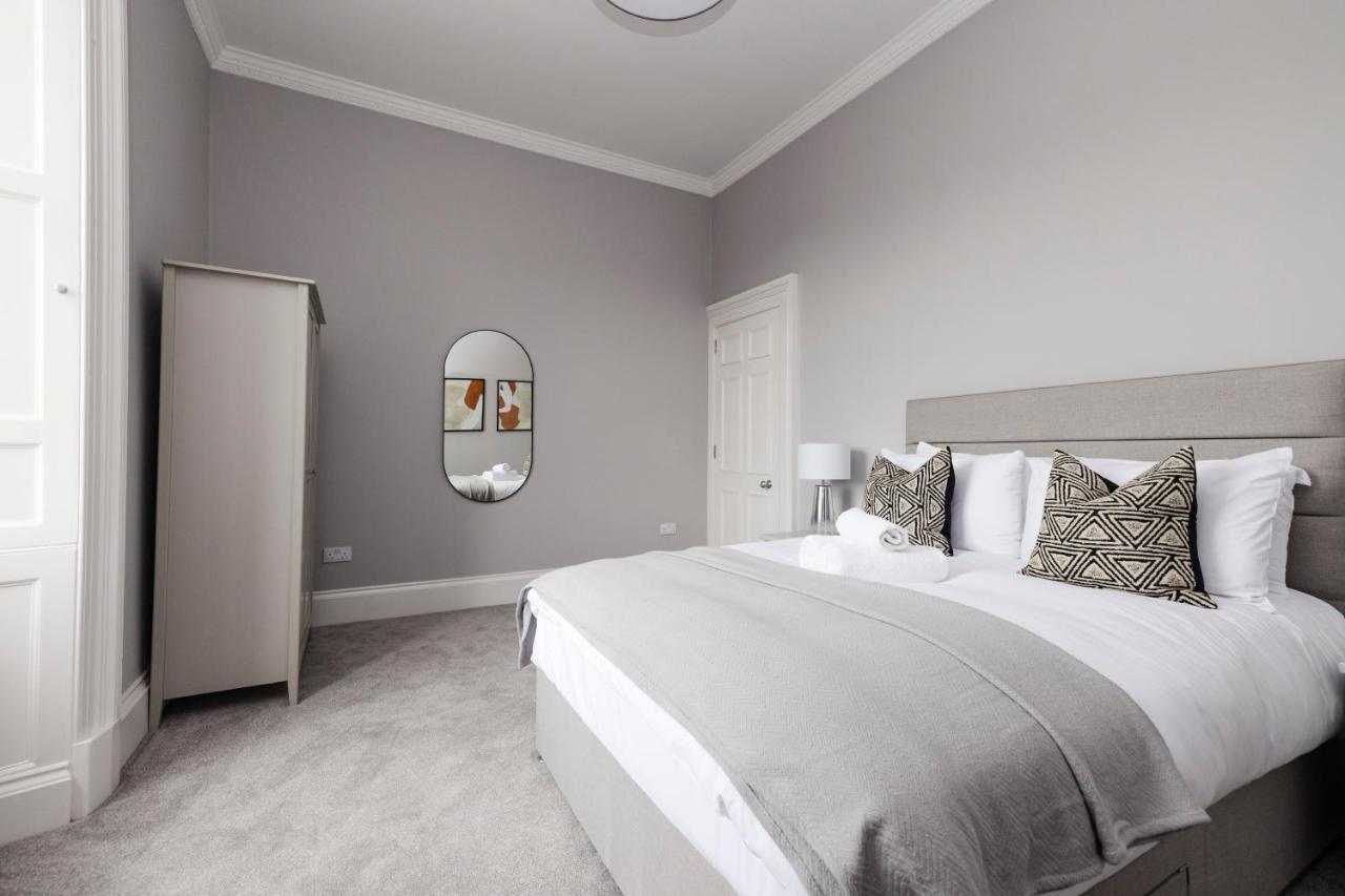 Apartment Joivy Luxurious On Notable George Street