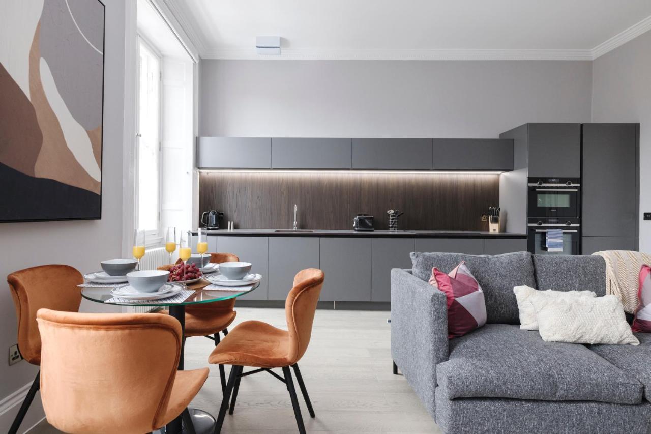 Apartment Joivy Luxurious On Notable George Street Edinburgh
