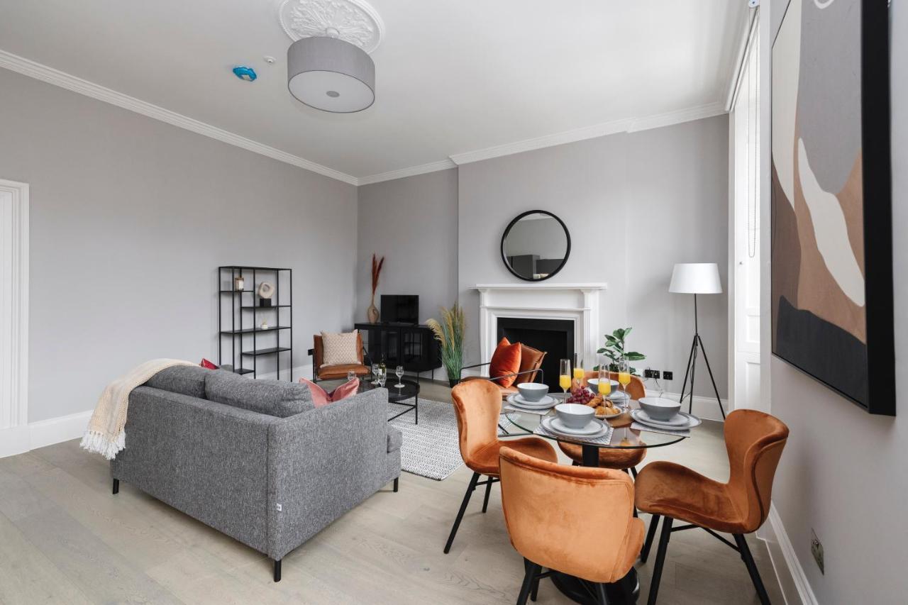 Apartment Joivy Luxurious On Notable George Street *