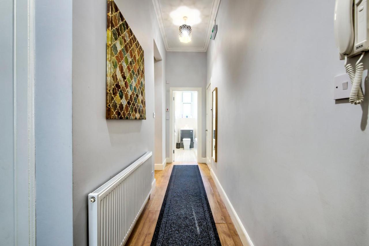 Sleeps 6 Free Parking * EDI