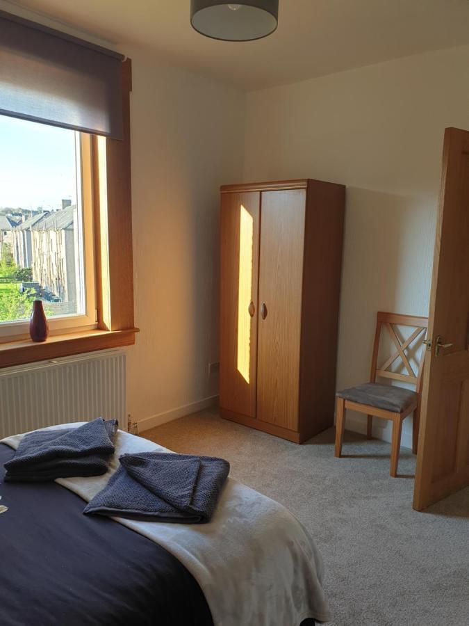 Large 3 Bedroom Apartment/flat In Ideal Location Édimbourg