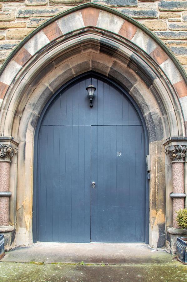 Appartement Stylish & Modern 2 Bedroom Ground Floor Close To Centre In Stunning Converted Church - Near Haymarket Train Station - Sleeps Up To 5 Guests