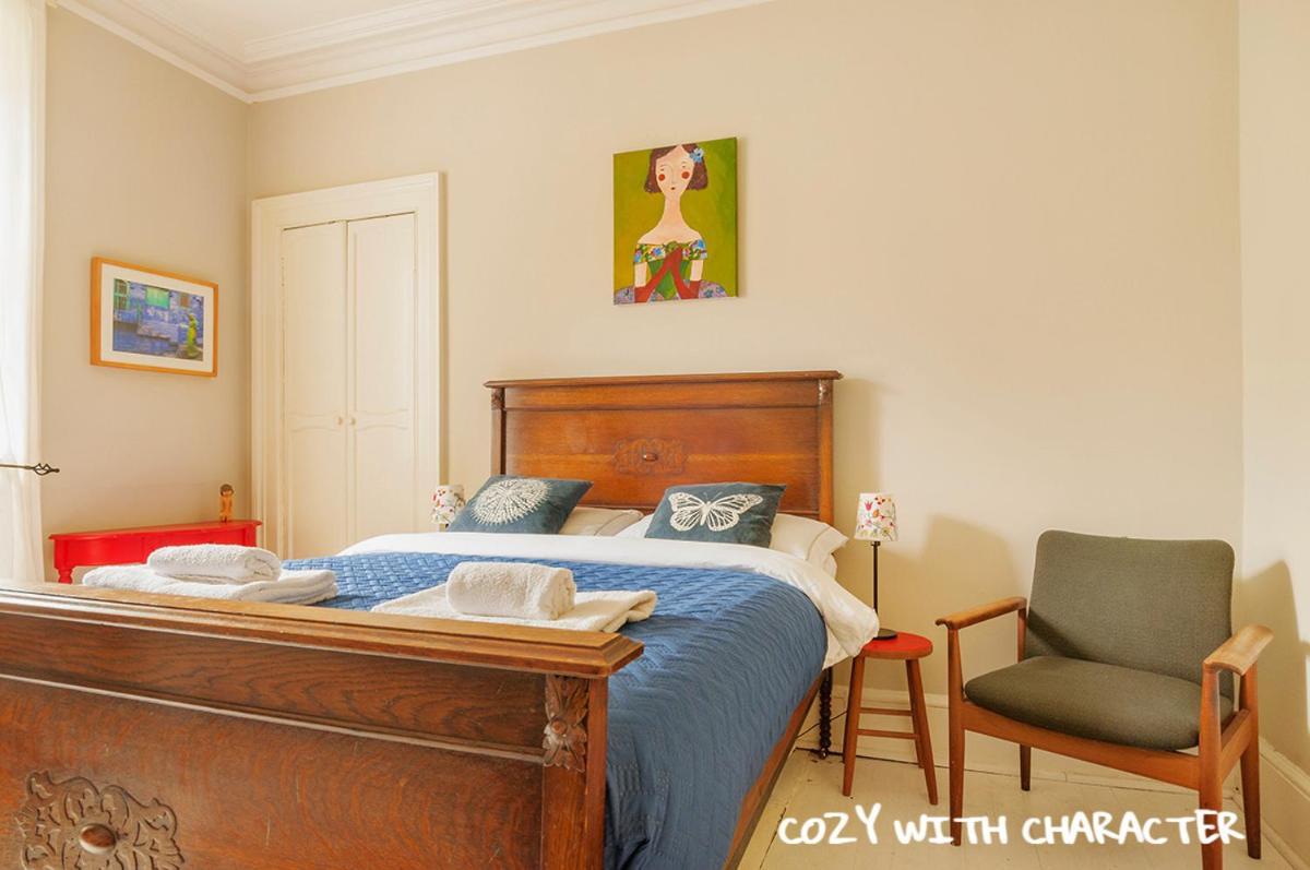 Cozy With Character Vibrant Style Flat At Leith Links Park EDI