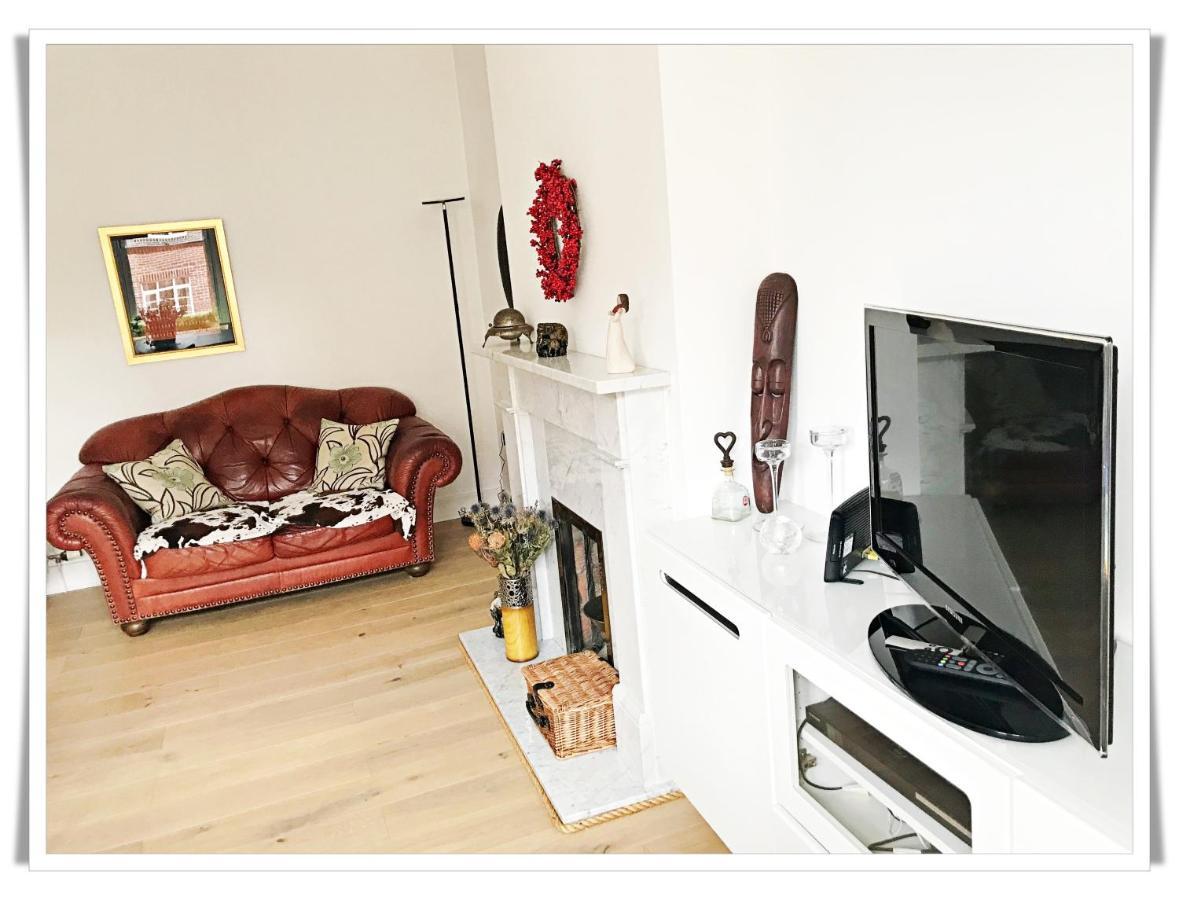 Spacious And Modern 2 Bedroom Flat Near The Centre Apartment *