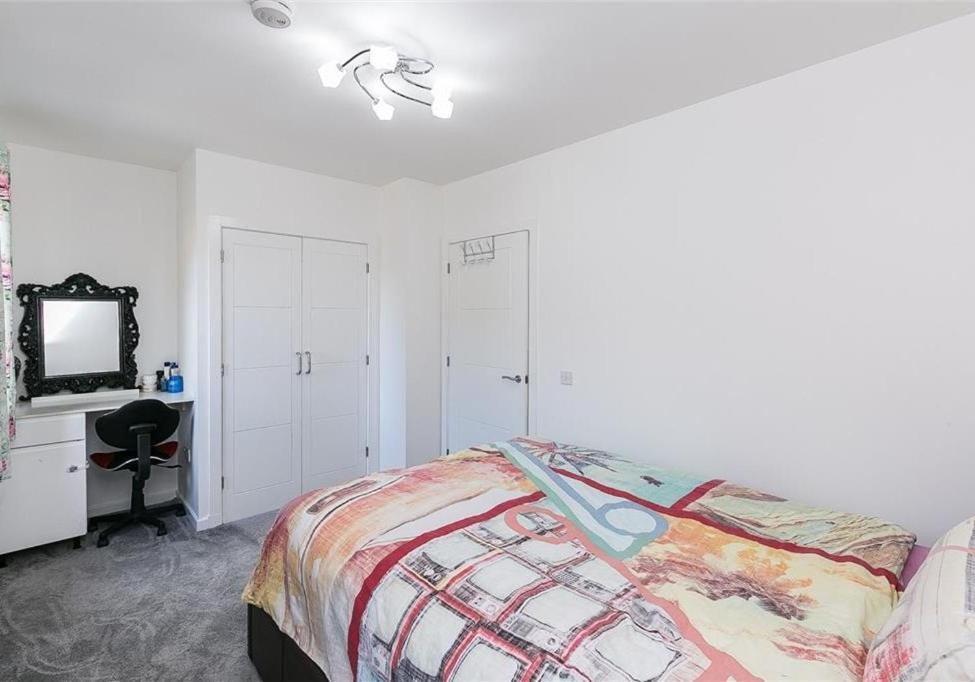 Beautiful 2 Bedroom House In *