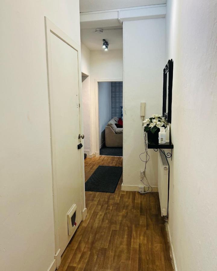 Historic Royal Mile Flat , 5min From Waverly Railway Station Appartement Édimbourg