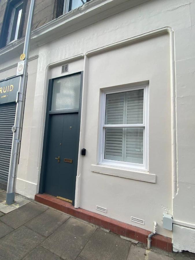 Dalmeny Street Apartment