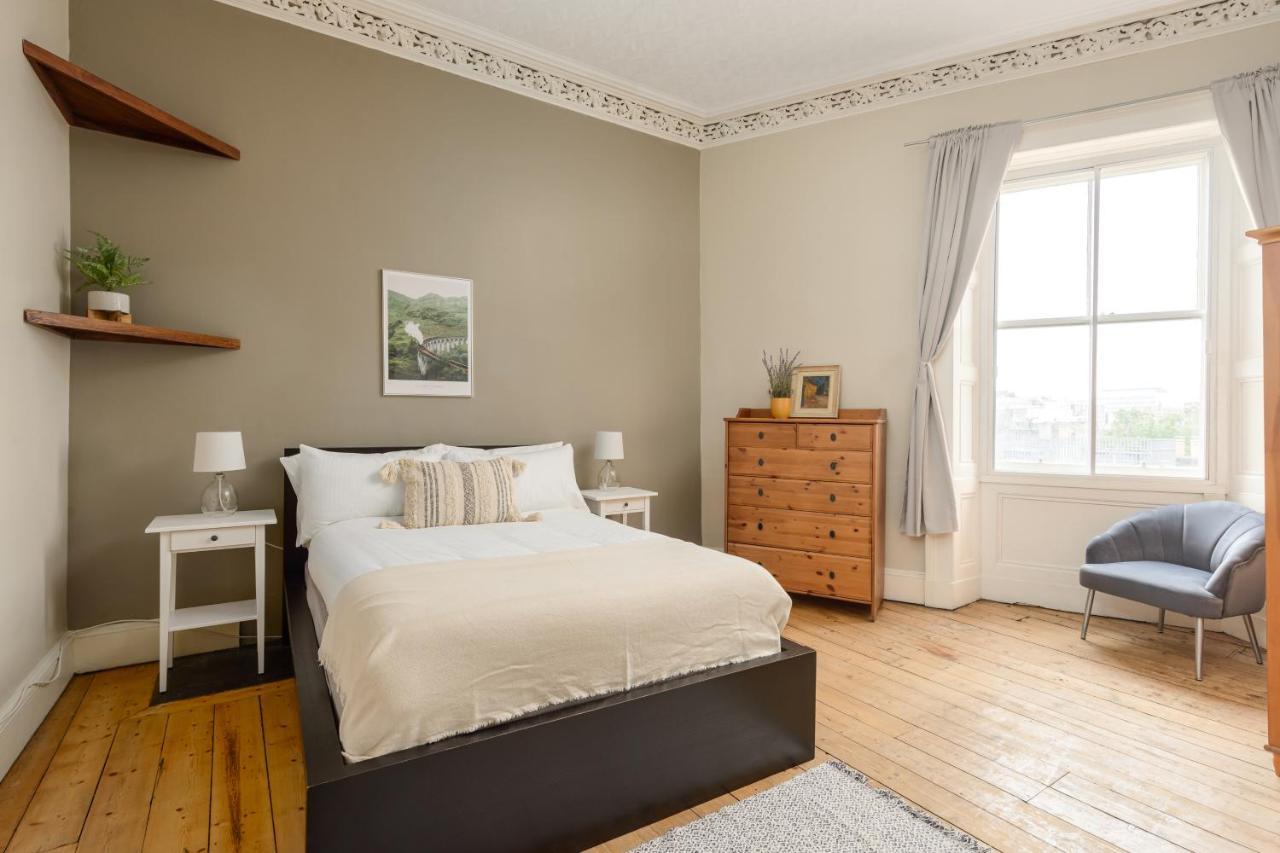 2 Bed Old Town - Next To Castle Appartement