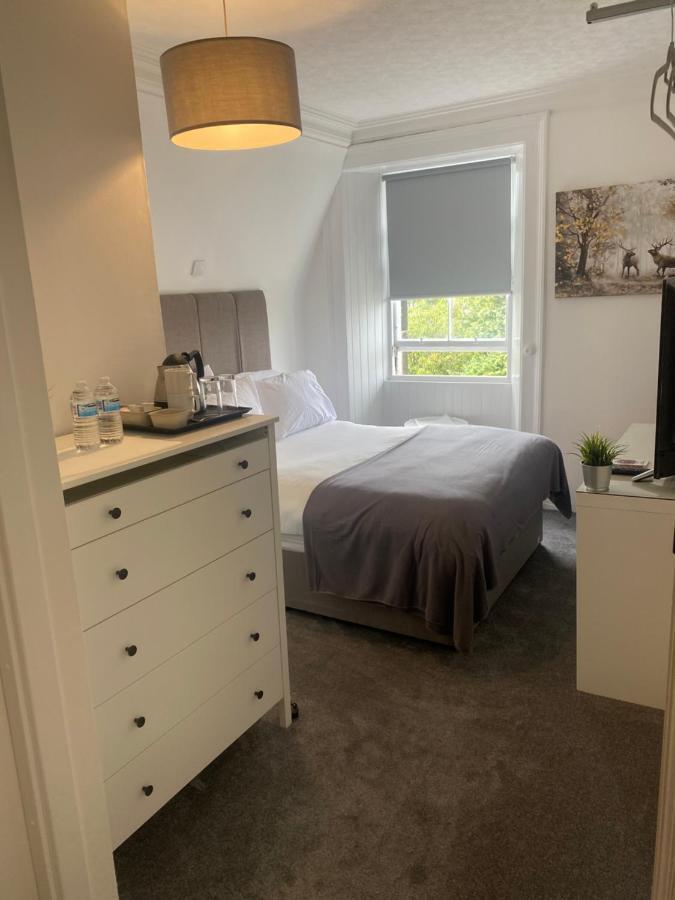Ellwyn House * Edinburgh
