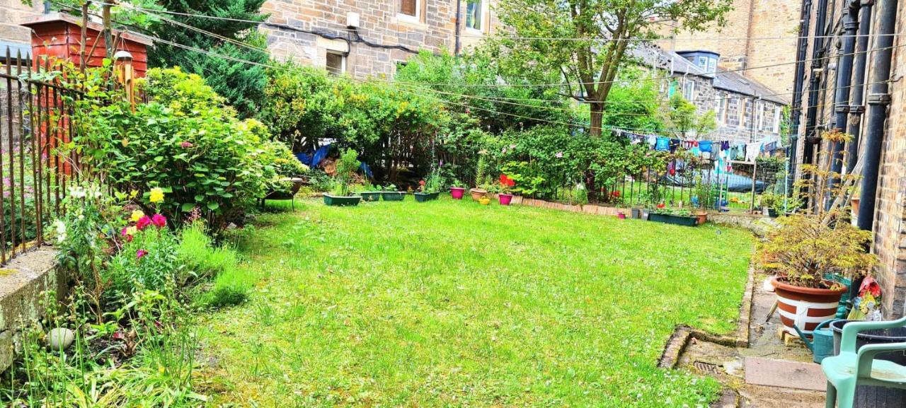 Gorgeous In Excellent Location - - Five Star Amenities * Edinburgh
