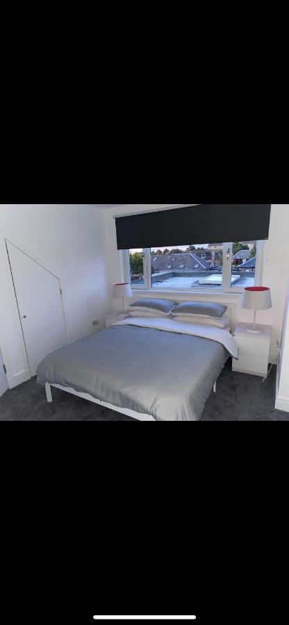Holiday home Perfect 4 Bedroom 2 Bathroom *