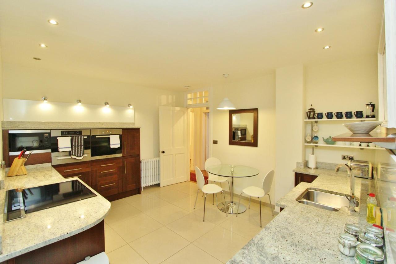 Ramsay Garden - Spacious 3-bedroom Next To Castle Appartement Édimbourg