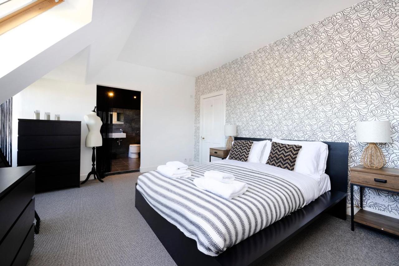 Joivy Delightful Flat With Parking * Edinburgh