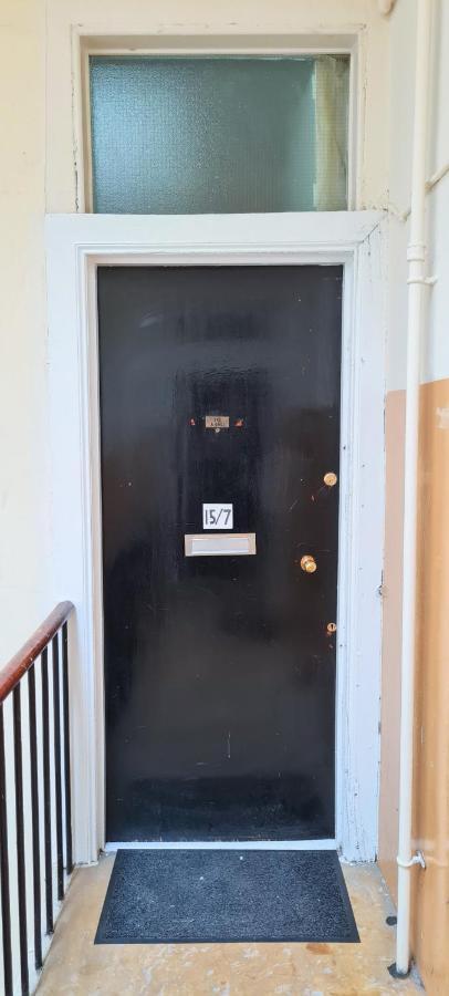 Gasthuis Spacious Ensuite In Centre - Five Star Amenities - Excellent Location