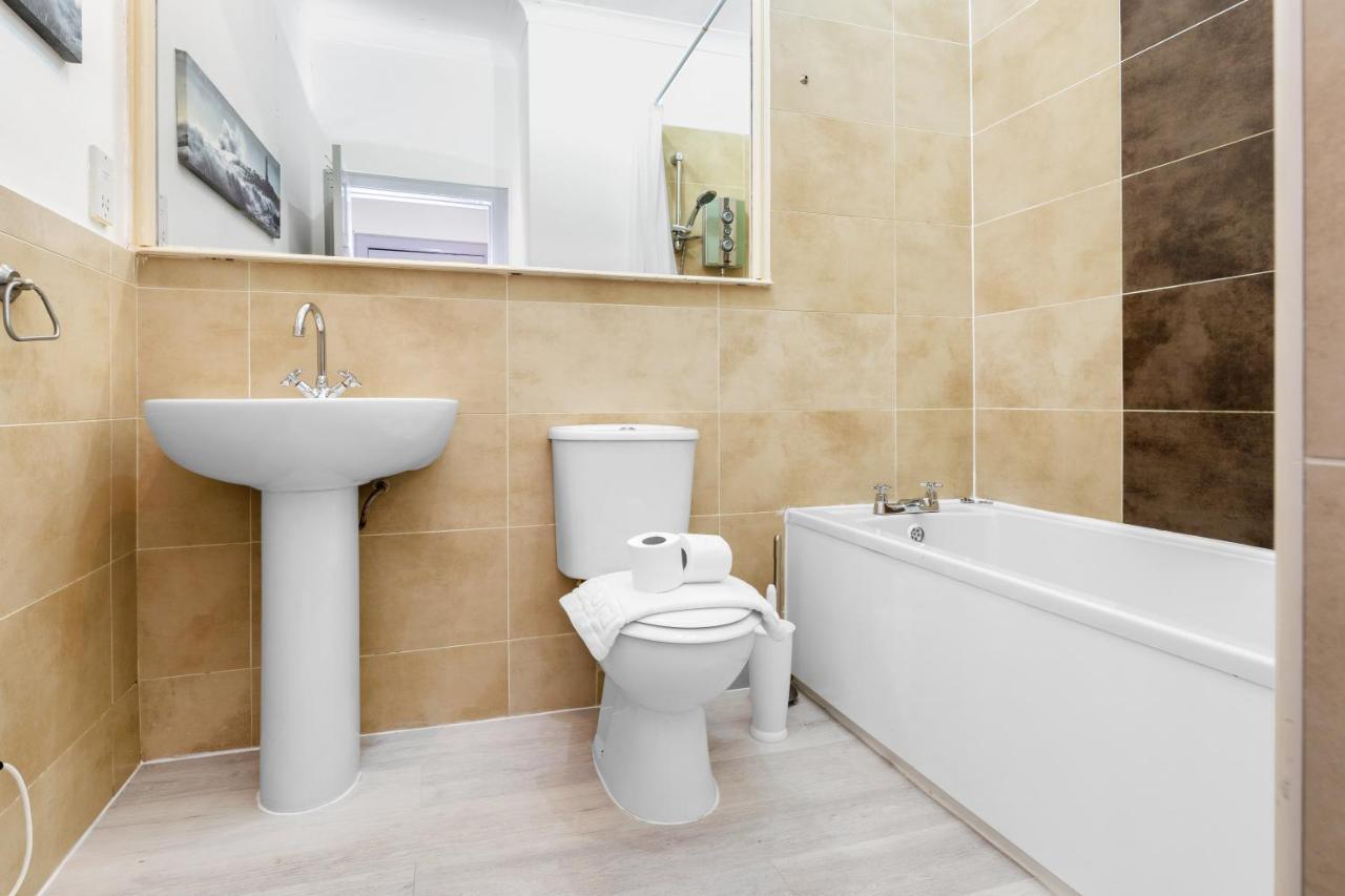 Unique 2 Bedroom Castle - Near Castle & Royal Mile Appartement
