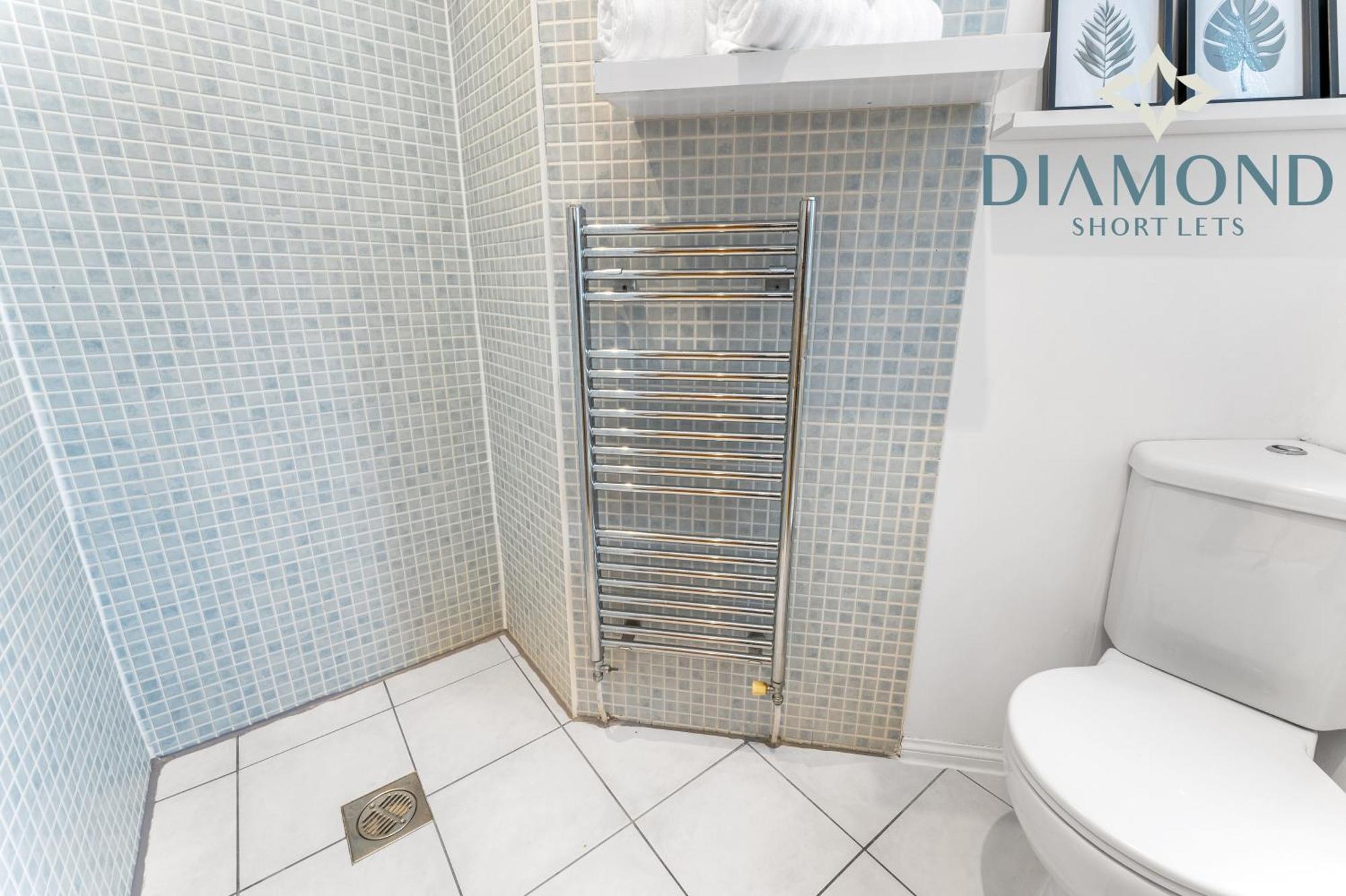 Apartment 1 Bed Apartment, Royal Mile - Diamond Short Lets *
