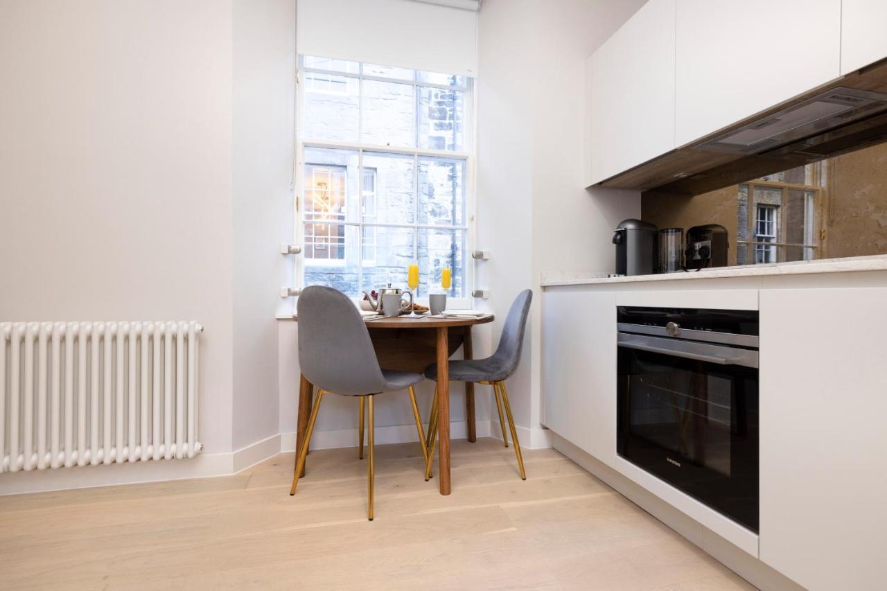 Apartment Joivy Tasteful On Rose South Edinburgh