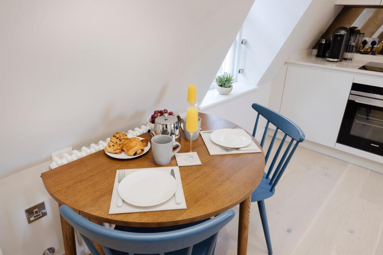 Apartment Joivy Tasteful On Rose South Edinburgh