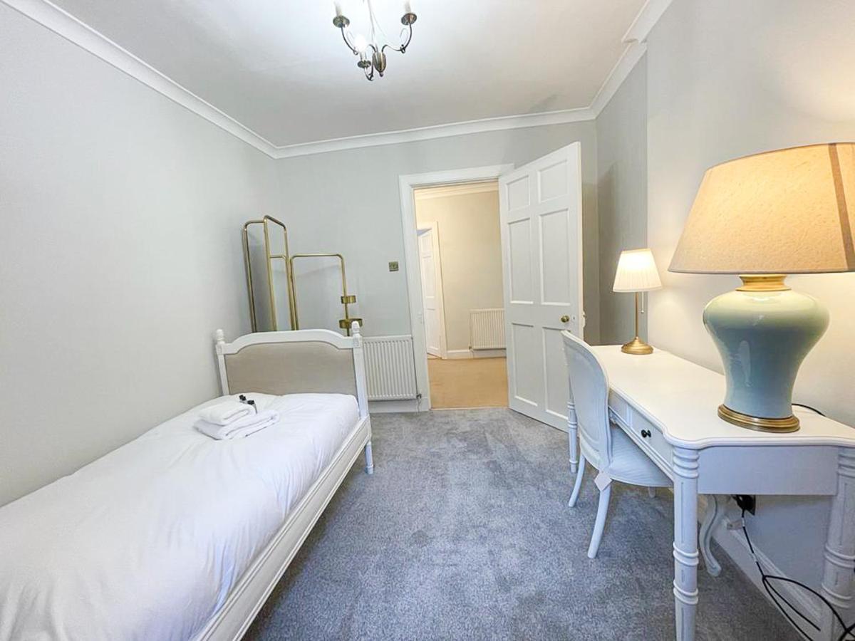 Appartement Sophisticated 3br With Garden, Quiet New Town Lane