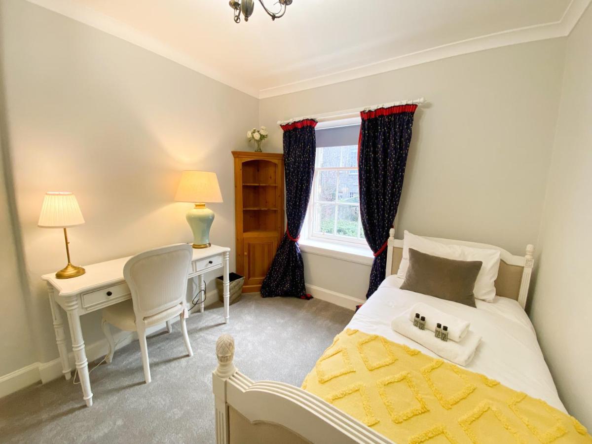 Appartement Sophisticated 3br With Garden, Quiet New Town Lane *