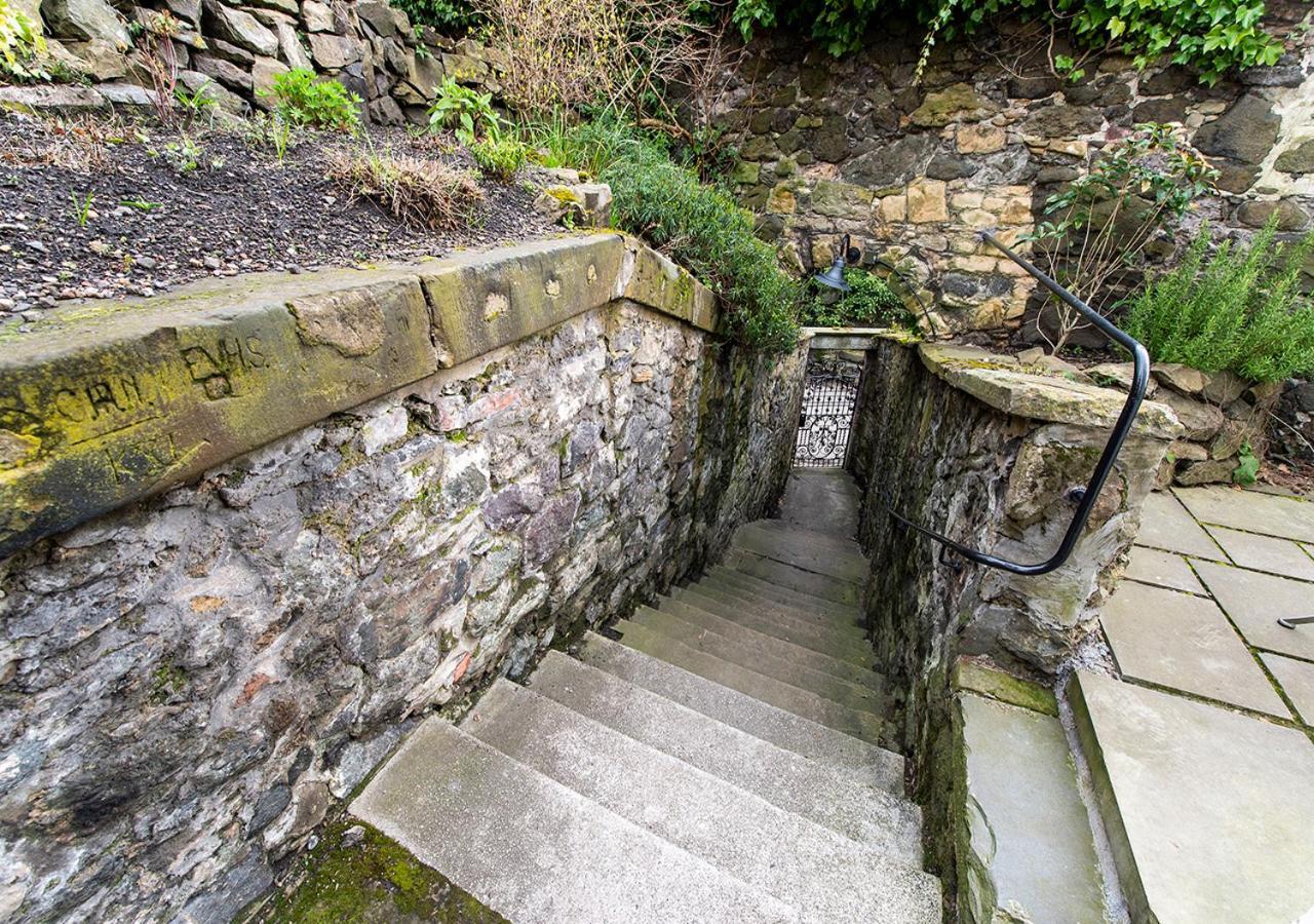 Apartment Rock House - Photographer's - Historic Gem In The Heart Of The Edinburgh