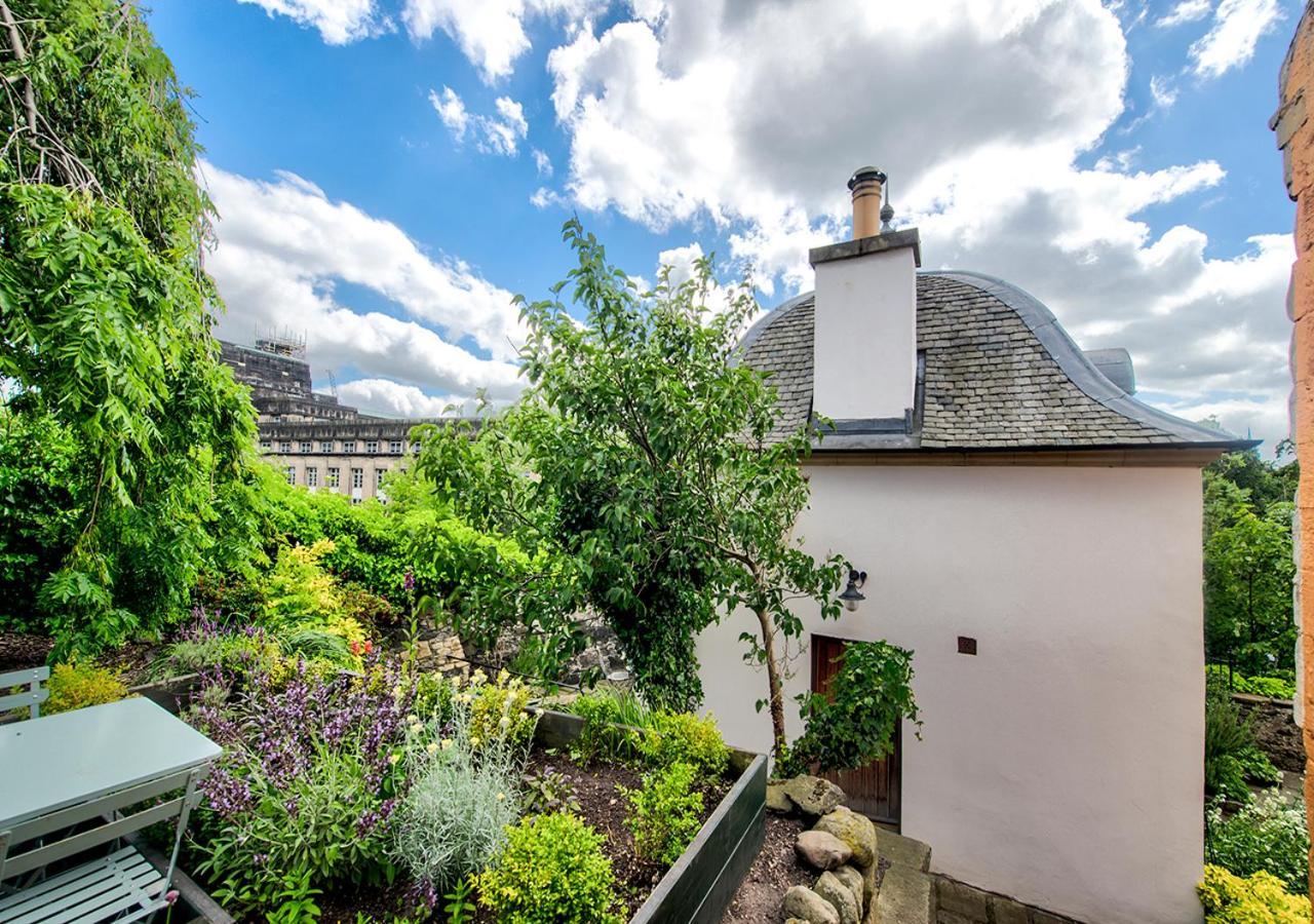 Rock House - Photographer's - Historic Gem In The Heart Of The