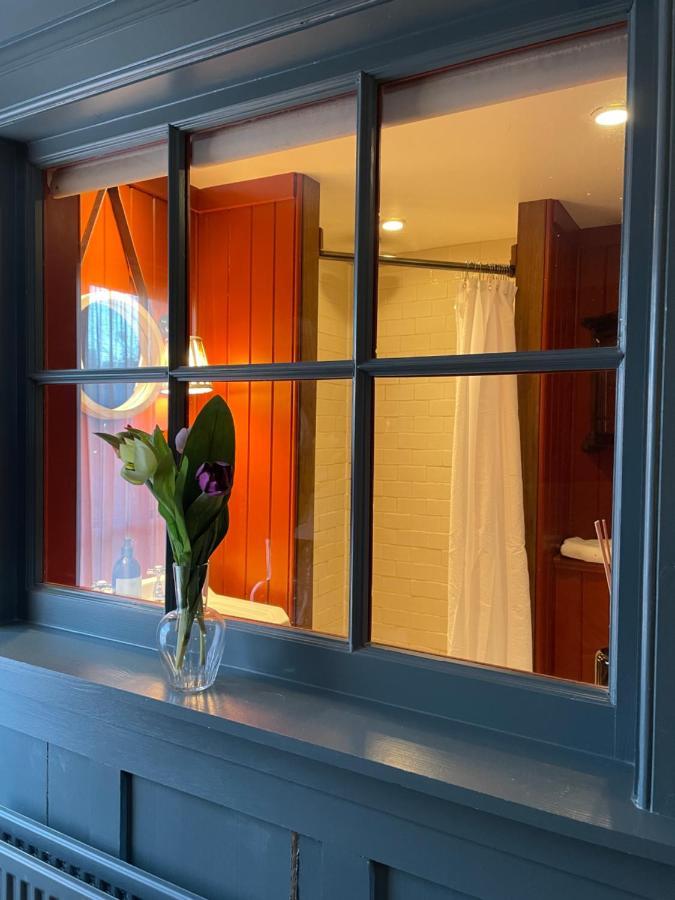 Rock House - Photographer's - Historic Gem In The Heart Of The Apartment