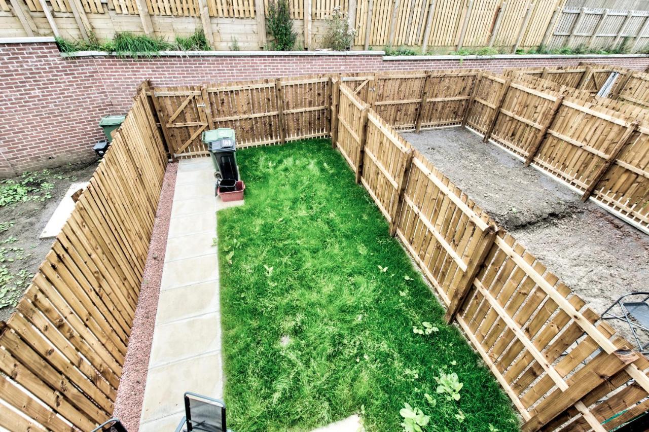 2-bedroom With Private Garden & Parking * Edinburgh