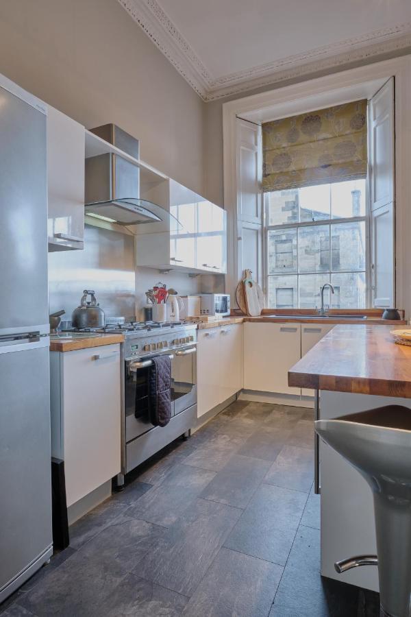Apartment New Town 2br-1ba Georgian Flat With Amazing Views
