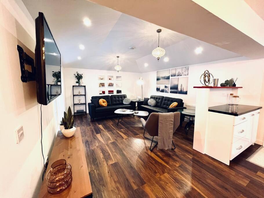 Luxe 4 Bedroom Centre House Vakantiehuis EDI